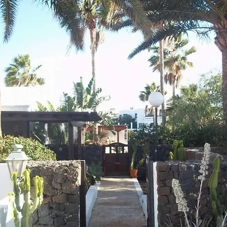 Sleeps 5 Pool Wifi Costa Teguise