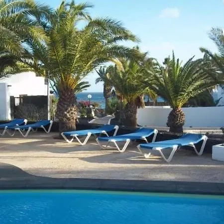 Sleeps 5 Pool Wifi Holiday home *
